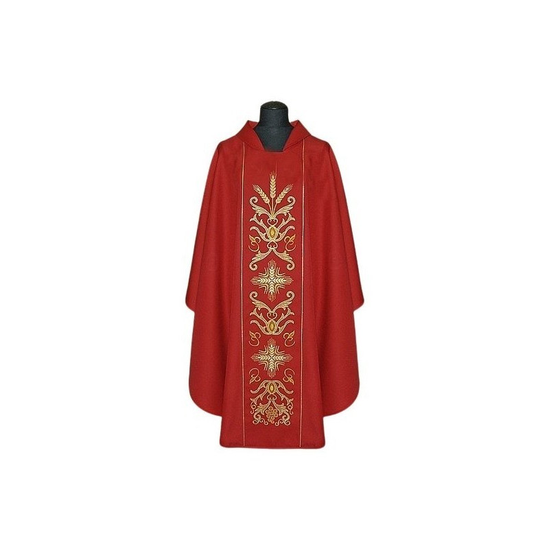 Reich besticktes Messgewand (783)