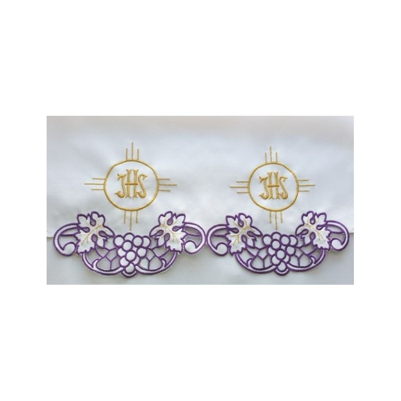 Besticktes Altartuch - IHS (72)