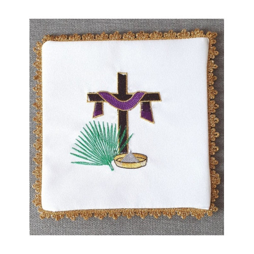 Abendmahlskelch mit gesticktem Kreuz + Gewand lila