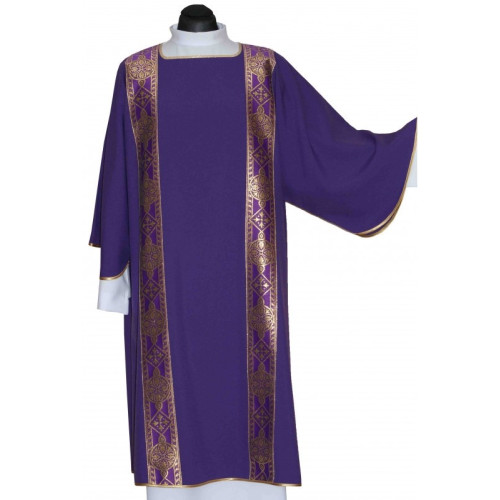 Dalmatic Farbe lila