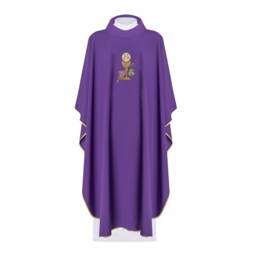 Messgewand bestickt mit Kelch, IHS und Trauben - violett (H49).
